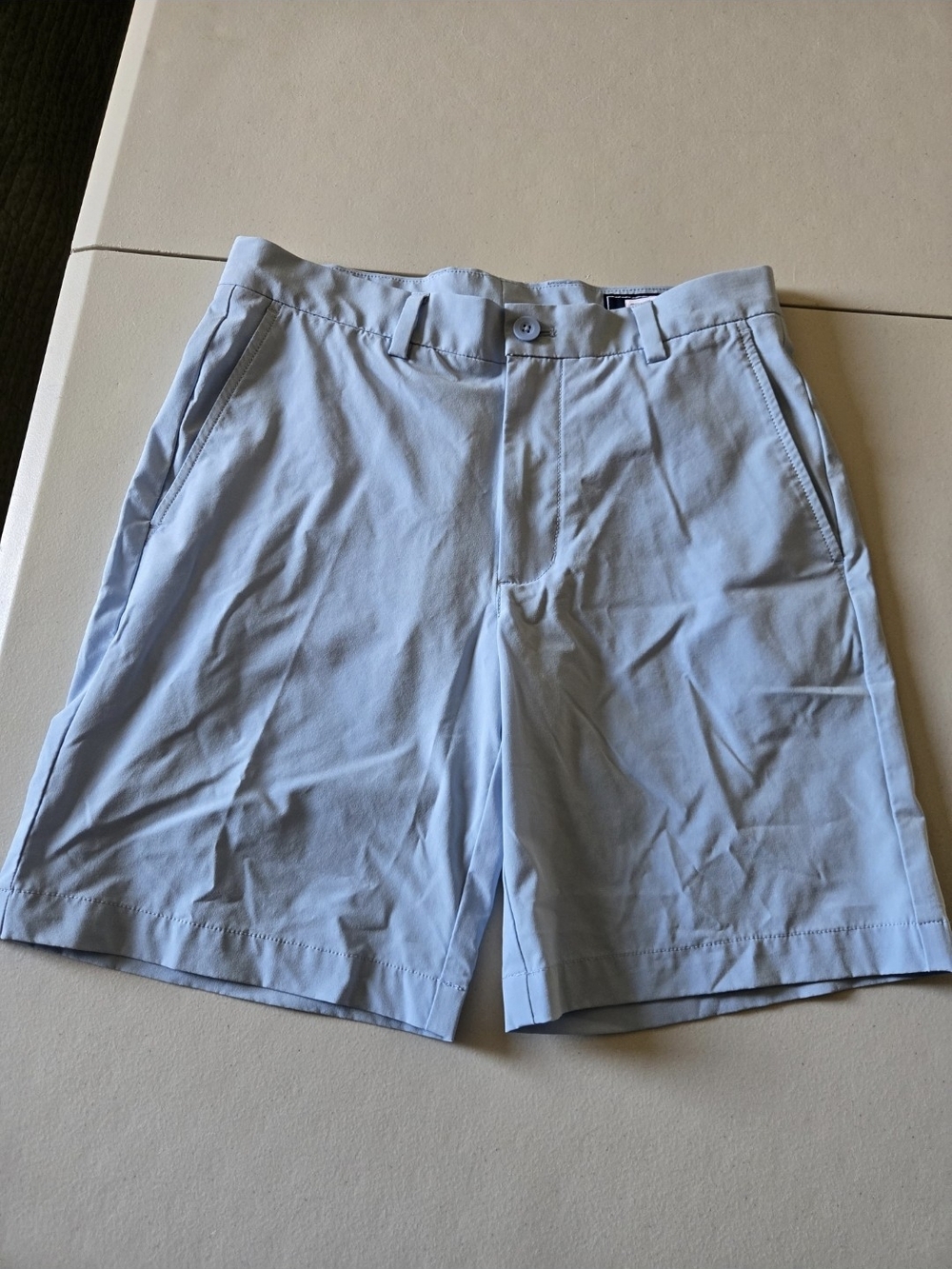 The Vineyard Vines Performance Breaker Short Size 30 Hydrangea Blue Color